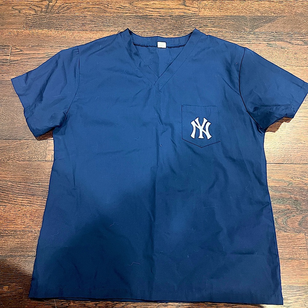 New York Yankees Scrub Top